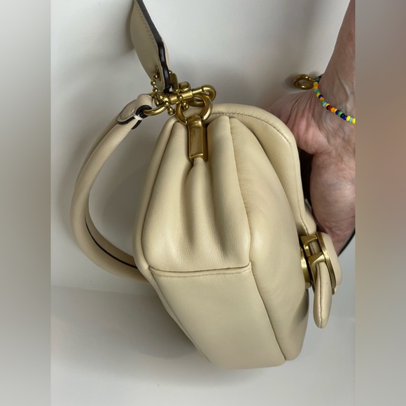 Coach Pillow Tabby 18 in Beige Leather crossbody 2 way bag with 2 straps EUC - Picture 14 of 16